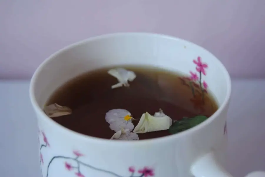 Tisane Depurative e disintossicanti: alleati a portata di tazza